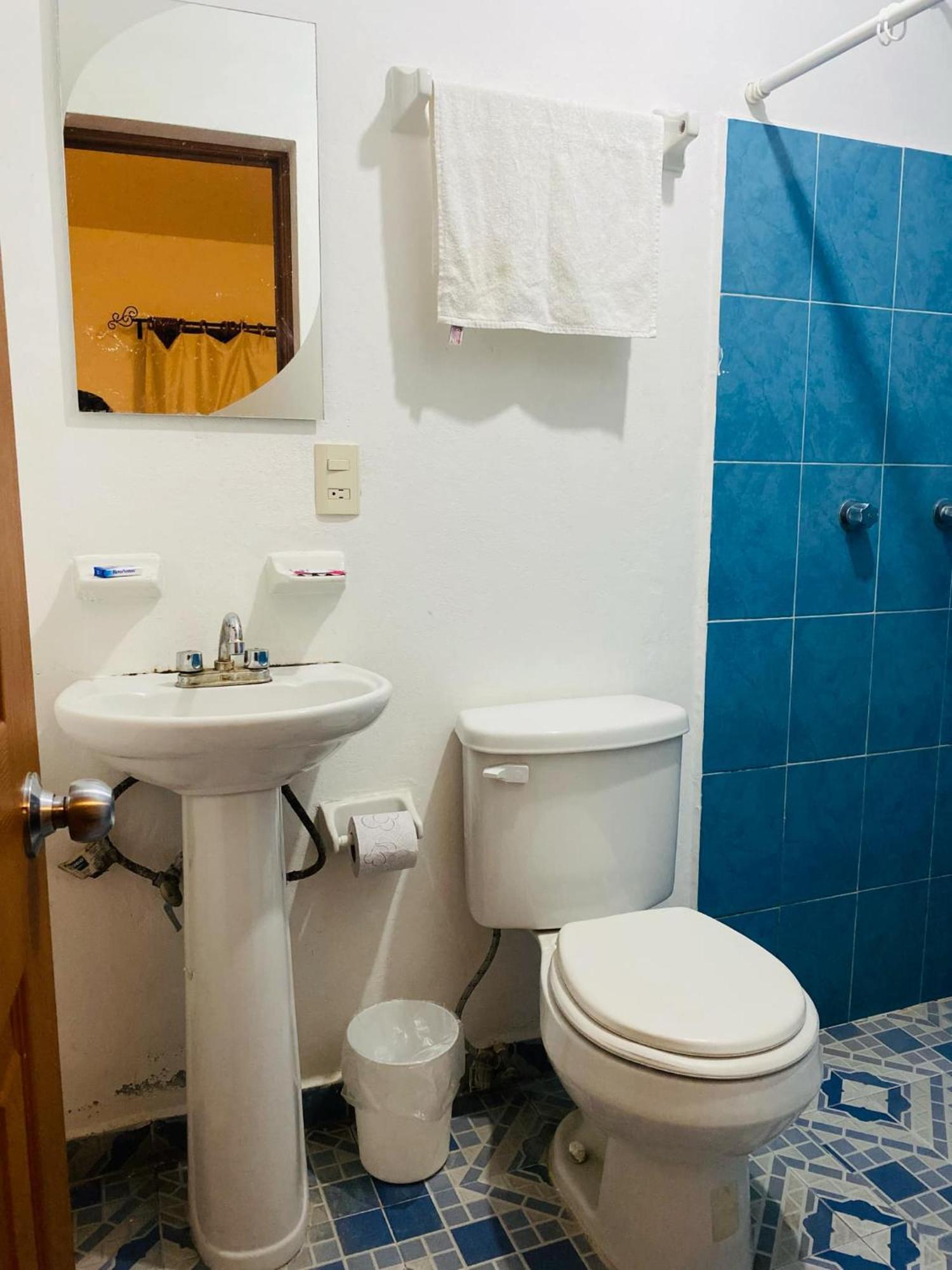 Hotel Gu San Cristobal de las Casas Bagian luar foto